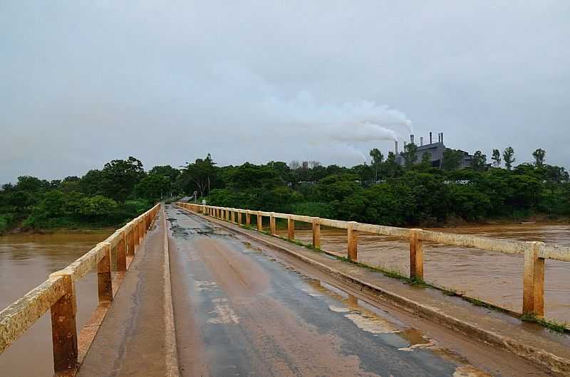 VRZEA DA PALMA-MG-PONTE SOBRE O RIO DAS VELHAS-FOTO:PR COPOLLA - VRZEA DA PALMA - MG