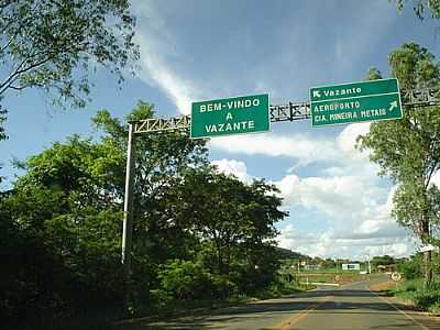 ENTRADA DA CIDADE-FOTO:HOTPOP - VAZANTE - MG