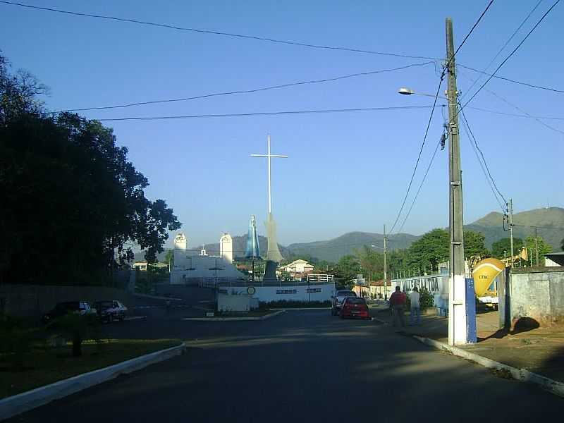 VAZANTE-MG-CHEGANDO NA CIDADE-FOTO:JOSE EYMARD - VAZANTE - MG