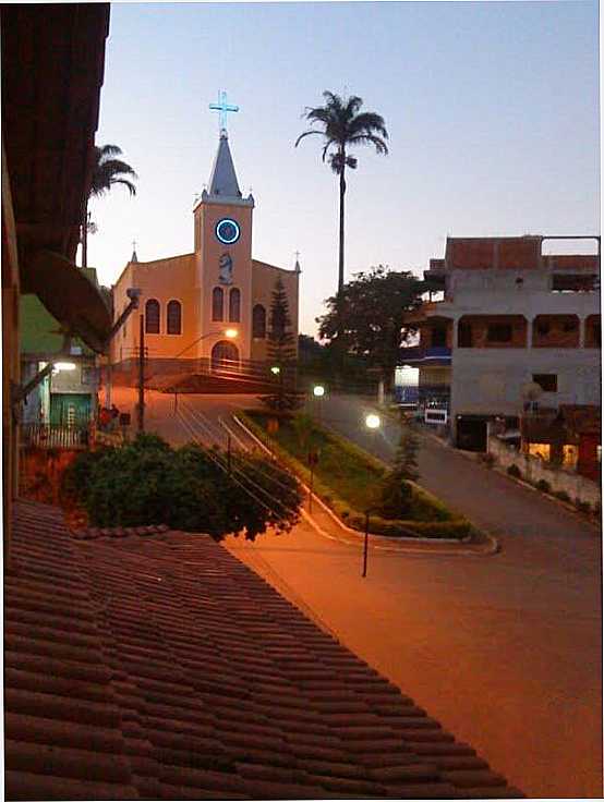 IGREJA MATRIZ DE VERMELHO NOVO, POR CRISTIANO - VERMELHO NOVO - MG