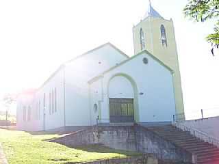 IGREJA-FOTO:SNZIO RAFAEL(PAINS-  - VILA COSTINA - MG