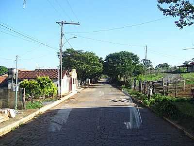 RUA DE VILA COSTINA-FOTO:SNZIO RAFAEL(PAINS-  - VILA COSTINA - MG