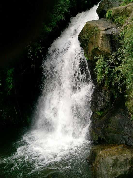 CACHOEIRA DO CAETE, POR ALEX - VIRGNIA - MG