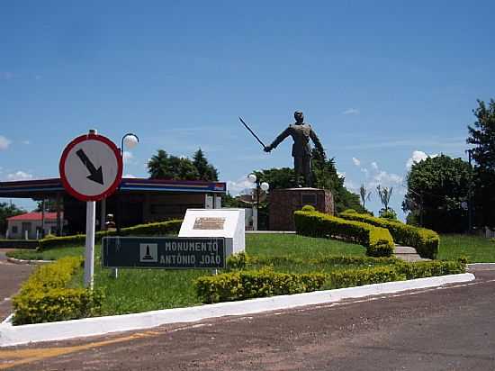 ANTNIO JOO-MS-MONUMENTO  ANTNIO JOO-HERI BRASILEIRO NA GUERRA DO PARAGUAI-FOTO:ALCEU MAURO DENES - ANTNIO JOO - MS