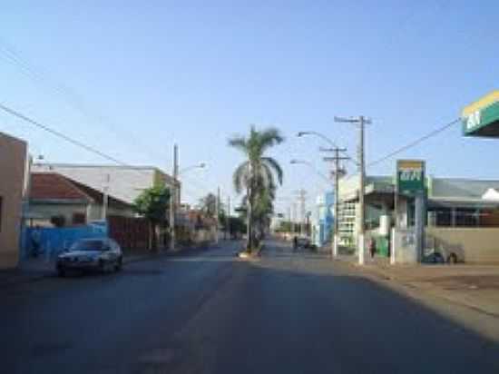 AV.PRES.VARGAS-FOTO:C. TOLENTINO [PANORAMIO] - APARECIDA DO TABOADO - MS