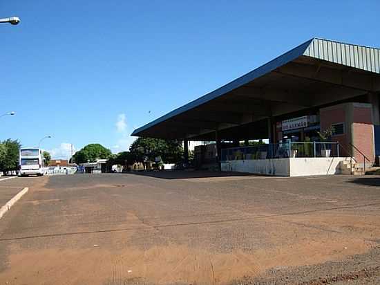 ESTAO RODOVIRIA-FOTO:RODRIGOROCHALIMA [PANORAMIO] - APARECIDA DO TABOADO - MS