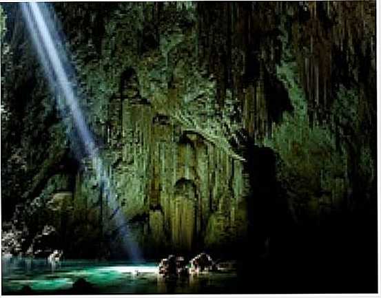 BONITO-MS-GRUTA DO ABISMO ANHUMAS-FOTO:ASMAISBELASCIDADES.  - BONITO - MS