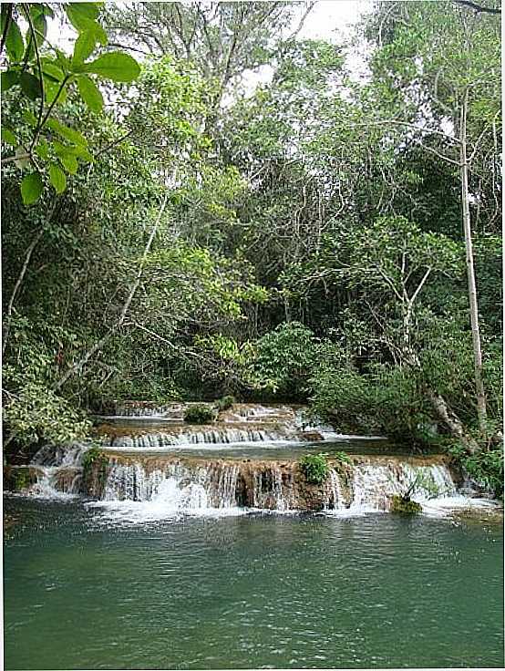 CACHOEIRA DO RIO FORMOSO NO PARQUE DAS CACHOEIRAS EM BONITO-MS-FOTO:PAULO YUJI TAKARADA - BONITO - MS