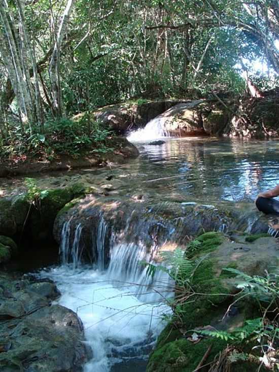 CACHOEIRA NO RIO FORMOSO EM BONITO-MS-FOTO:PAULO YUJI TAKARADA - BONITO - MS