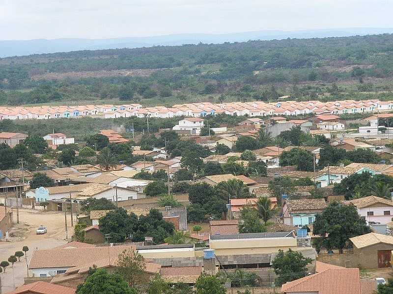 BELO CAMPO-BA-VISTA PARCIAL DO BAIRRO ALVORADA COM MORADA REAL AO FUNDO-FOTO:DABLIO FERRAZ - BELO CAMPO - BA