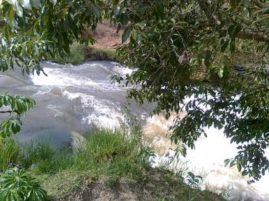 CACHOEIRA DO PELA, POR MARIA APARECIDA - DEODPOLIS - MS