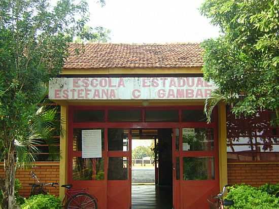 ESCOLA ESTEFANA CENTURION GAMBARRA-FOTO:JHONATAN S. PAZ [P ANORAMIO] - DOIS IRMOS DO BURITI - MS