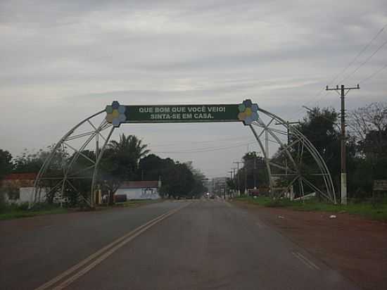 ENTRADA DA CIDADE-FOTO:ITAMAURO1969 [PANORAMIO] - FTIMA DO SUL - MS