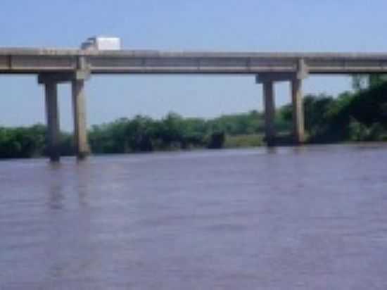 PONTE SOBRE O RIO IVINHEMA - IVINHEMA - MS