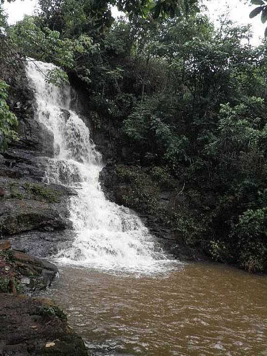 CACHOEIRA SITIO PINGO D'OURO, POR MARCIO - JARAGUARI - MS