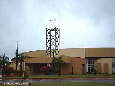 IGREJA MATRIZ N.S.DA
APARECIDA FOTO VICENTE A. QUEIROZ - MARACAJ - MS