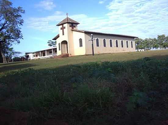 IGREJA CATLICA EM MORUMBI-FOTO:CLAUDENIR LOURENATO - MORUMBI - MS