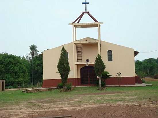 IGREJA CATLICA NO DISTRITO DE NOVA ESPERANA-FOTO:BARTH SOL - NOVA ESPERANA - MS