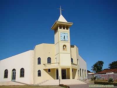 IGREJA MATRIZ DE SO
SEBASTIO FOTO VICENTE A. QUEIROZ - PEDRO GOMES - MS