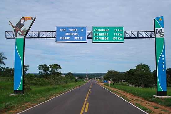 CHEGANDO EM ROCHEDO-FOTO:JUVENAL COELHO RIBEI - ROCHEDO - MS