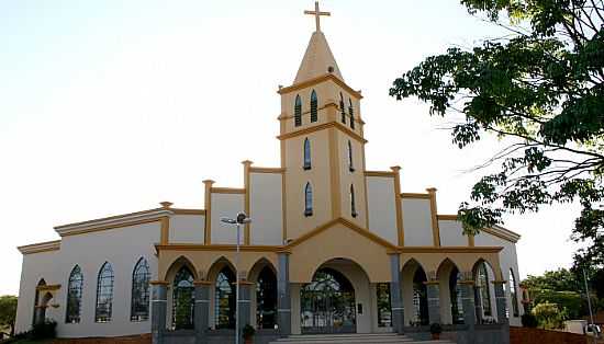 IGREJA MATRIZ - SO GABRIEL DO OESTE - MS