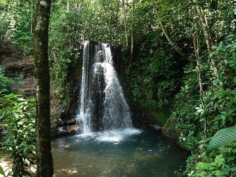 ALTO GARAS-MT-LINDA CACHOEIRA-FOTO:MARCRIO - ALTO GARAS - MT