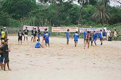 FUTEBOL DE AREIA-FOTO:RENATO REZENDE DA SI - ARAGUAINHA - MT