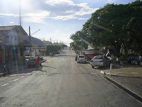 ARAPUTANGA-MT-PRAA E RUA CENTRAL - ARAPUTANGA - MT