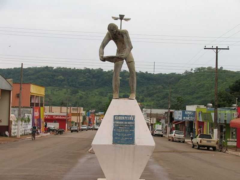 MONUMENTO AO GARIMPEIRO -  POR EDSON WALTER CAVALARI  - ARENPOLIS - MT