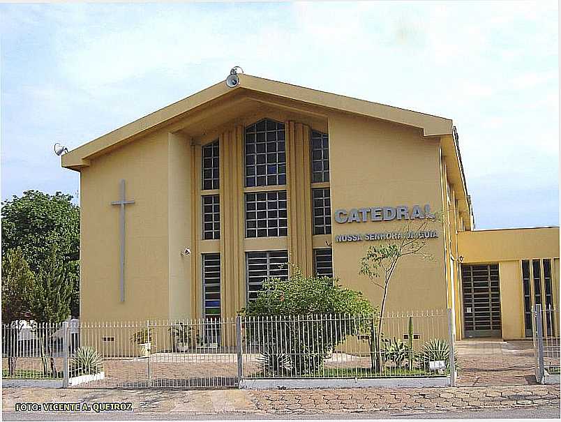 BARRA DO GARAS-MT-CATEDRAL DE N.SRA.DA GUIA-FOTO:VICENTE A. QUEIROZ - BARRA DO GARAS - MT