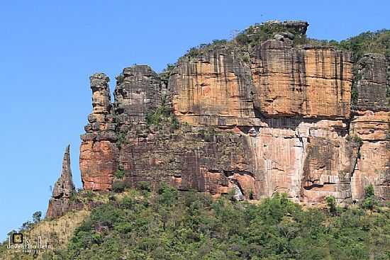 BARRA DO GARAS-MT-SERRA DO RONCADOR-FOTO:JOVENTINO NETO - BARRA DO GARAS - MT