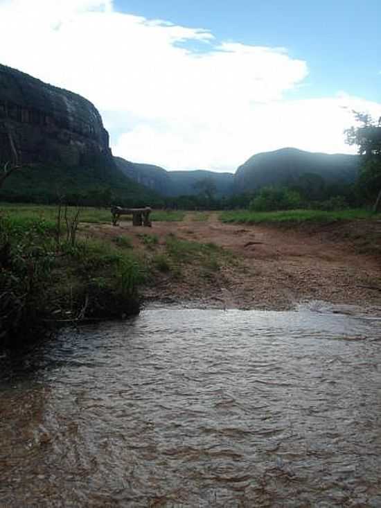 SERRA DO RONCADOR EM BARRA DO GARAS-FOTO:RAFAEL JOS RORATO - BARRA DO GARAS - MT