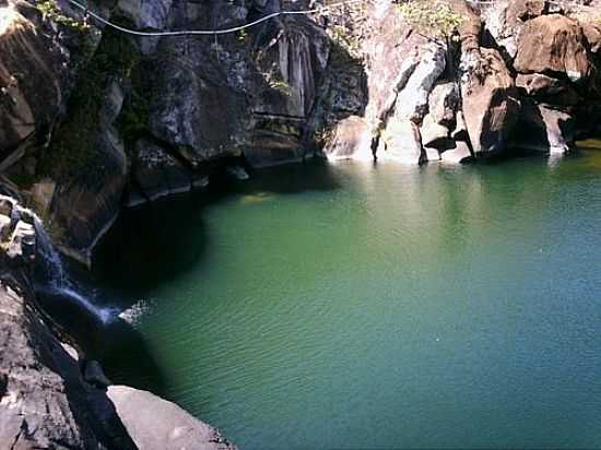 LAGO DA CACHOEIRA DOS NDIOS-FOTO:HERBERT PBLIO MORAI - BONINAL - BA