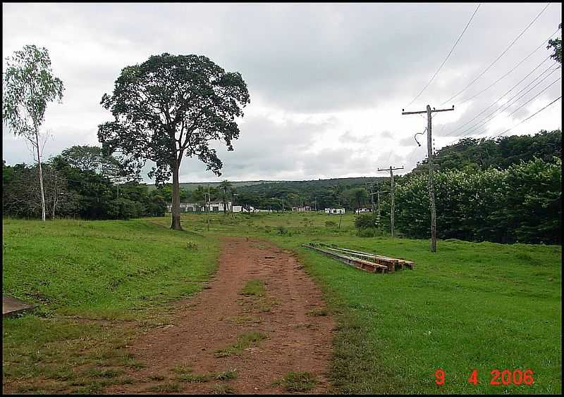 BURITI-MT-ENTRADA DO COLGIO EVANGLICO-FOTO:NLIO OLIVEIRA - BURITI - MT