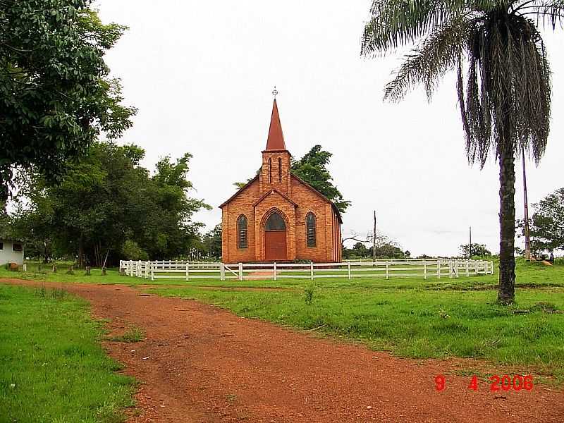 BURITI-MT-IGREJA DO COLGIO EVANGLICO-FOTO:NLIO OLIVEIRA - BURITI - MT