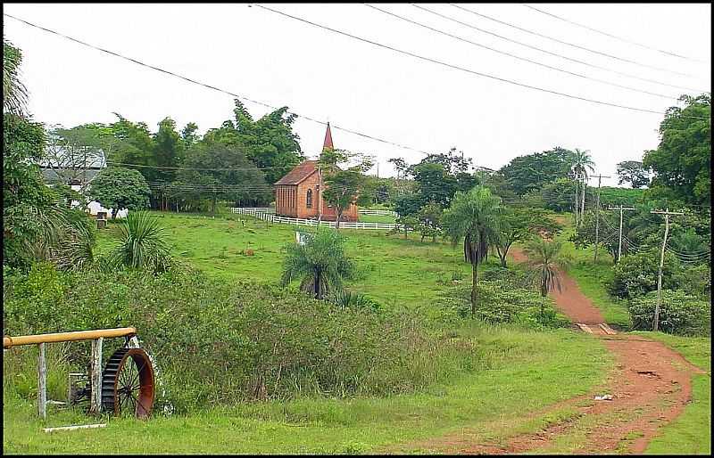 BURITI-MT-RODA DGUA E IGREJA DO COLGIO EVANGLICO-FOTO:NLIO OLIVEIRA - BURITI - MT