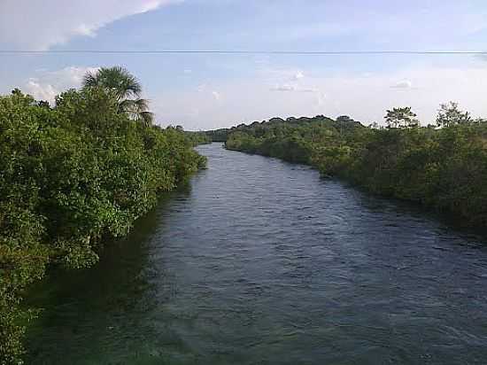 QUEDA DGUA NO BALNERIO RIO VERDE EM CAMPO NOVO DO PARECIS-MT-FOTO:WILLRPDIG - CAMPO NOVO DO PARECIS - MT