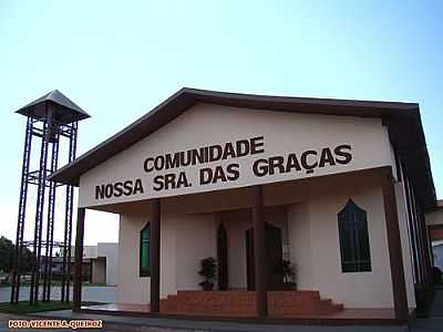 IGREJA MATRIZ DE N.S.
DAS GRAAS FOTO VICENTE A. QUEIROZ - CAMPOS DE JLIO - MT