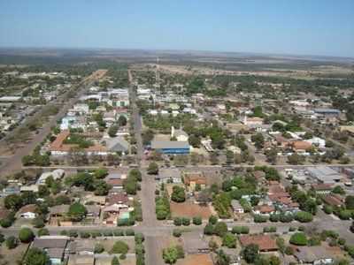 FOTO AEREA DA CIDADE , POR FRANCIANE - CANARANA - MT