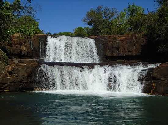 CACHOEIRA DA MARTINHA NA CHAPADA DOS GUIMARAES-MT-FOTO:MAVERICK75 - CHAPADA DOS GUIMARES - MT