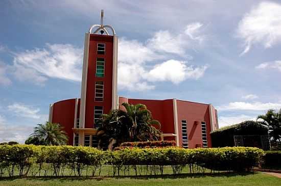 IGREJA MATRIZ DE N.SRA.DA GLRIA EM CLAUDIA-FOTO:EDUARDO GOMES DE ANDRADE - CLUDIA - MT