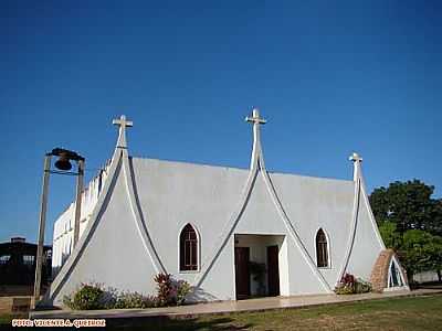 IGREJA MATRIZ DE N.S.
DA GUIA FOTO VICENTE A. QUEIROZ - COMODORO - MT