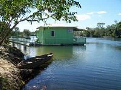 CASA FLUTUANTE  POR VALDINEI R. PINHEIRO - FONTANILHAS - MT