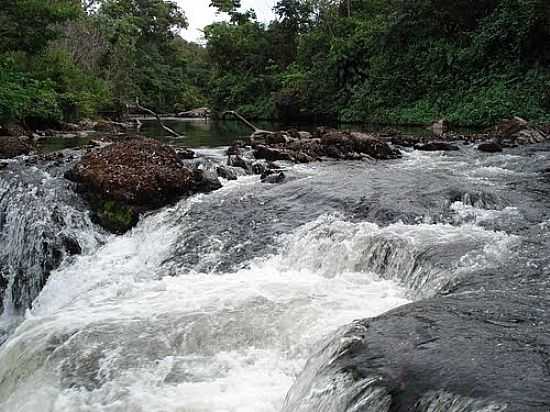 GUARANT DO NORTE-MT-CACHOEIRA DO RIO ROCHEDO-FOTO:JOO HENRIQUE ROSA  - GUARANT DO NORTE - MT