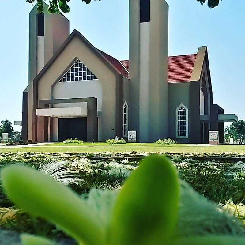 IGREJA ROSA MSTICA LUCAS DO RIO VERDE - MT. FOTO: BRUNO LIMA BECHER - LUCAS DO RIO VERDE - MT