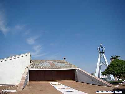 IGREJA MATRIZ DE N.S.
APARECIDA FOTO VICENTE A. QUEIROZ - MIRASSOL D'OESTE - MT