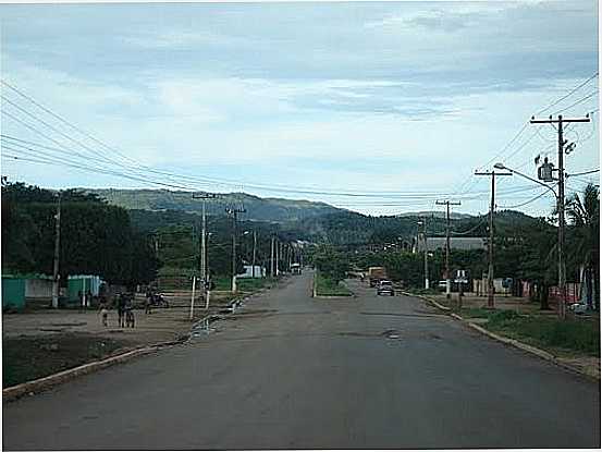 AVENIDA JK EM NOBRES-MT-FOTO:DEVALNIR - NOBRES - MT