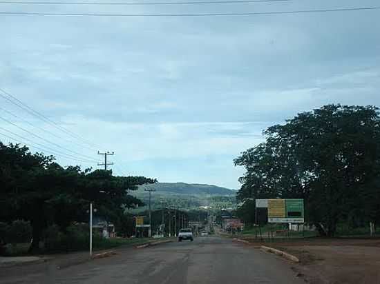 ENTRADA DA CIDADE DE NOBRES-MT-FOTO:DEVALNIR - NOBRES - MT