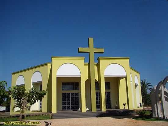 IGREJA MATRIZ DE SO SEBASTIO EM NOBRES-FOTO:VICENTE A. QUEIROZ - NOBRES - MT