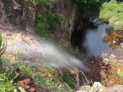 CACHOEIRA TRINGULO-FOTO:LEONEL S.S.  - NOVA CANA DO NORTE - MT